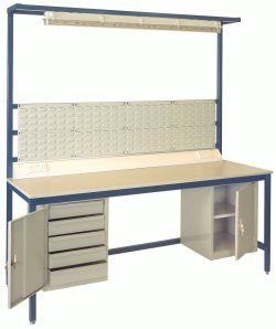 Assembly Bench with most accessories